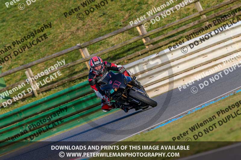 PJM Wedding Photography;enduro digital images;event digital images;eventdigitalimages;mallory park;mallory park photographs;mallory park trackday;mallory park trackday photographs;no limits trackdays;peter wileman photography;racing digital images;trackday digital images;trackday photos